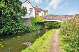 Photo 10- click for photo gallery